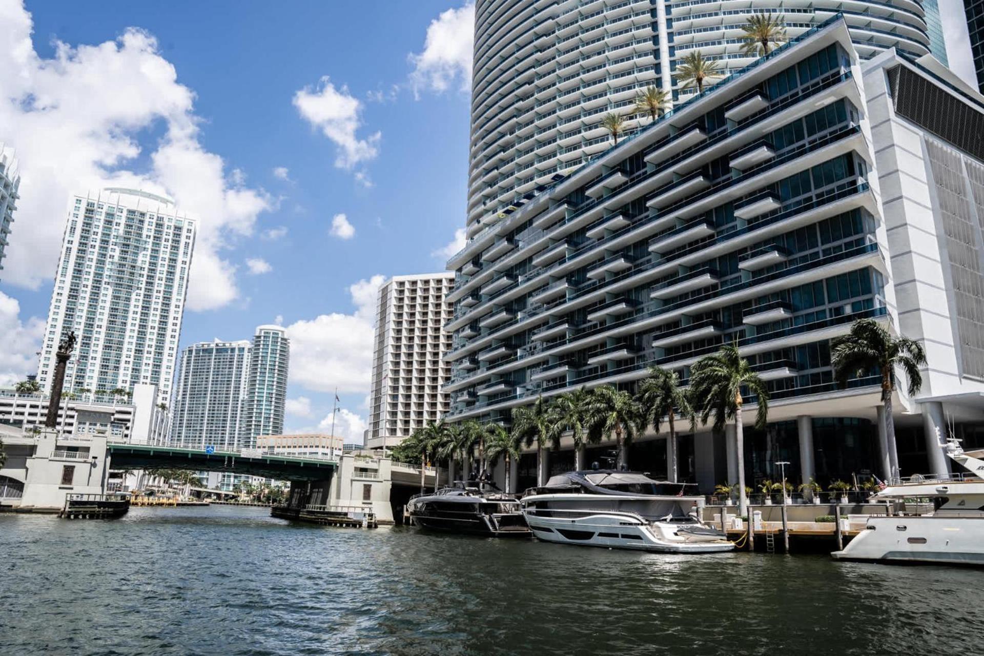Mvr Panoramic Views & King Comfort *