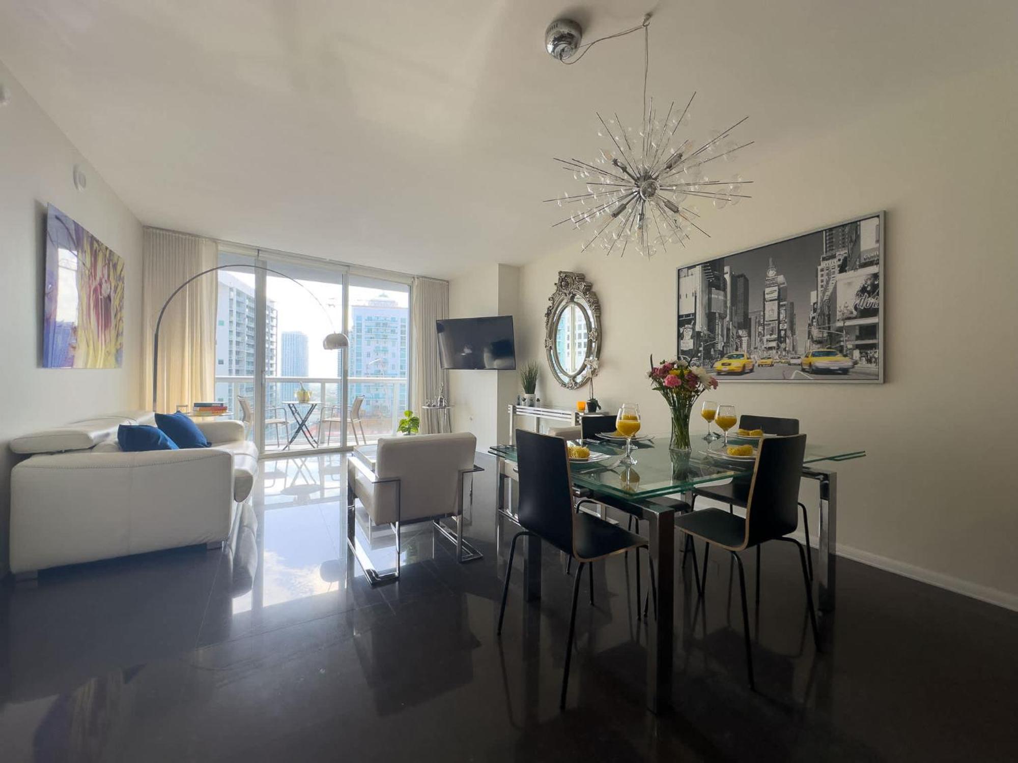 Mvr Panoramic Views & King Comfort Appartement
